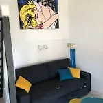 Penthouse In Old Dalmatian House - Flybridge * Hvar Town