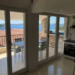 Nyaraló Penthouse In Old Dalmatian House - Flybridge *