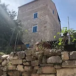 Penthouse In Old Dalmatian House - Flybridge