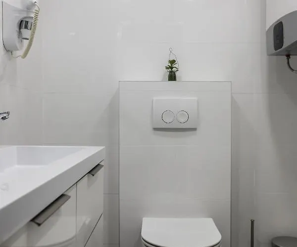 Ferienhaus Penthouse In Old Dalmatian House - Flybridge Hvar Town