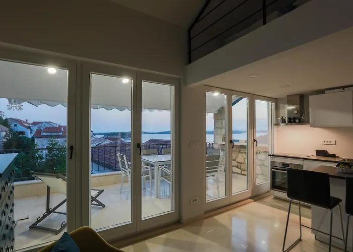 Holiday home Penthouse In Old Dalmatian House - Flybridge *