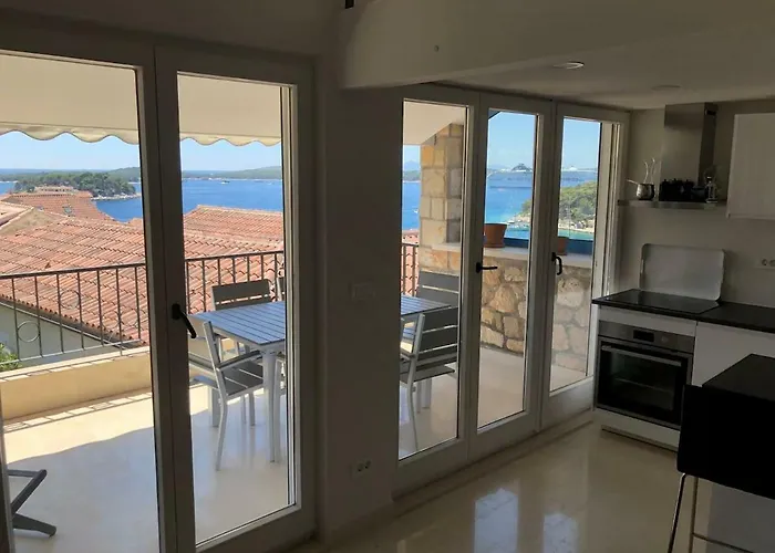 Holiday home Penthouse In Old Dalmatian House - Flybridge *